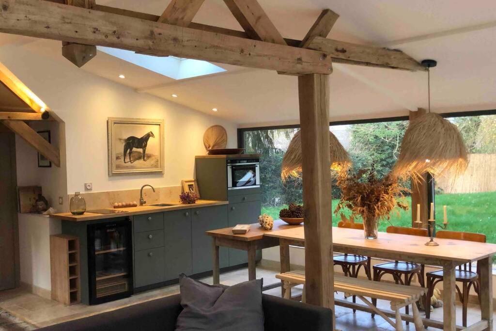 Cottage Normand Avec Sa Grande Piscine Chauffee Toute L Annee Sur Parc Arbore Et Clos En Plein Coeur De La Campagne Adapte Aux Kids Et Dog Friendly Saint-Antonin-de-Sommaire Экстерьер фото